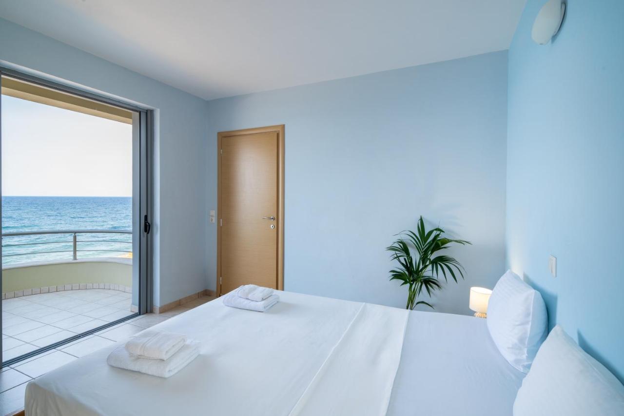 Spacious Beachfront Maisonettes With Stunning Views & A Private Beach Monemvasia Exterior photo