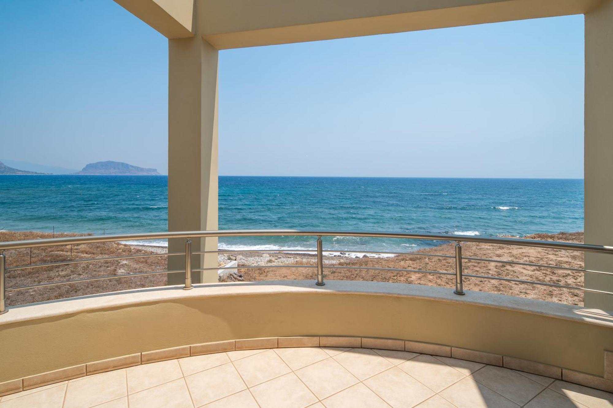 Spacious Beachfront Maisonettes With Stunning Views & A Private Beach Monemvasia Room photo